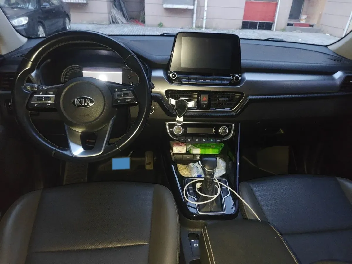 2018 Kia Sportage R 2.0L 160HP L4 6AT,autocango,china used car exporter,china ev exporter,chinese used car exporter,chinese used ev exporter