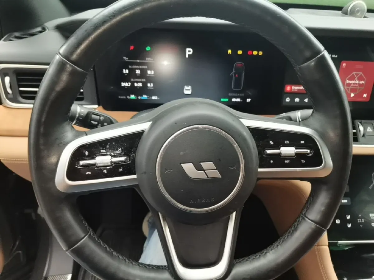 2021 Li ONE Range Extended 131HP REEV 40.5KWH,autocango,china used car exporter,china ev exporter,chinese used car exporter,chinese used ev exporter