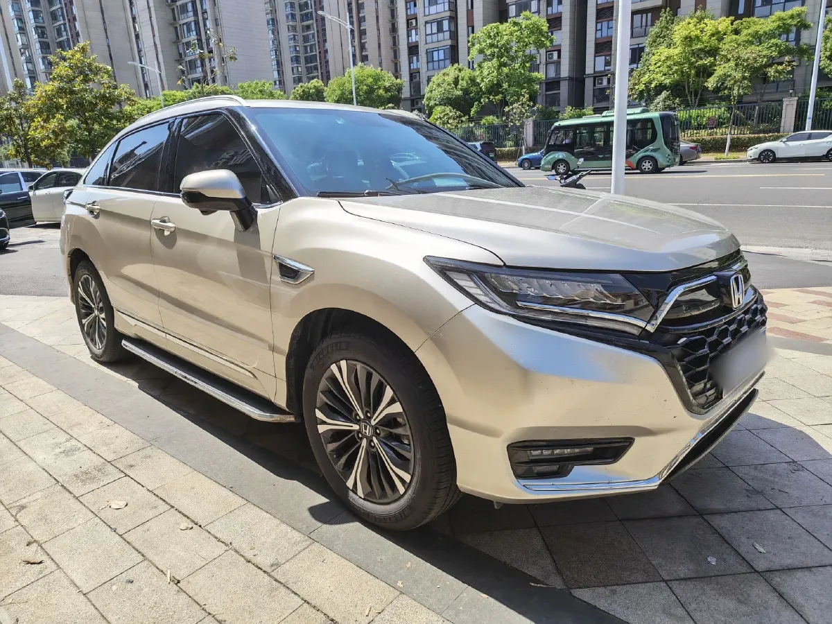 2020 Honda UR-V 2.0T 272HP L4 9AT,autocango,china used car exporter,china ev exporter,chinese used car exporter,chinese used ev exporter