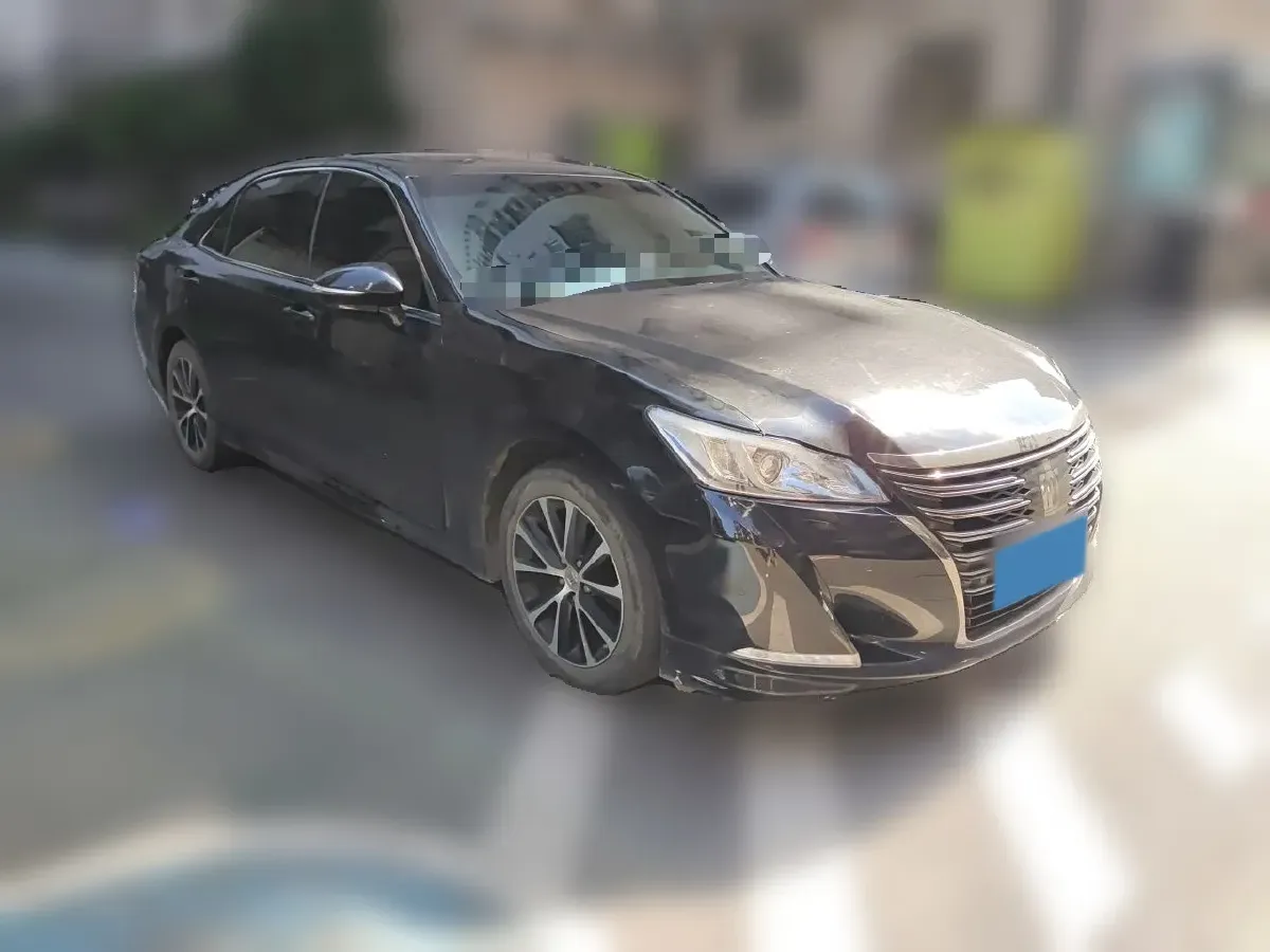 2018 Toyota Crown 2.0T 235HP L4 8AT,autocango,china used car exporter,china ev exporter,chinese used car exporter,chinese used ev exporter