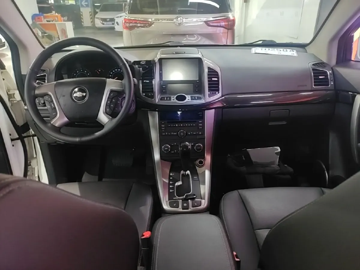 2014 Chevrolet Captiva 2.4L 167HP L4 6AT,autocango,china used car exporter,china ev exporter,chinese used car exporter,chinese used ev exporter