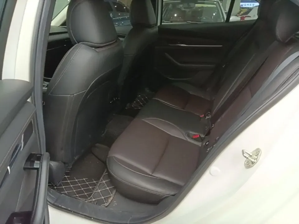 2021 Mazda 3 Axela 2.0L 158HP L4 6AT,autocango,china used car exporter,china ev exporter,chinese used car exporter,chinese used ev exporter
