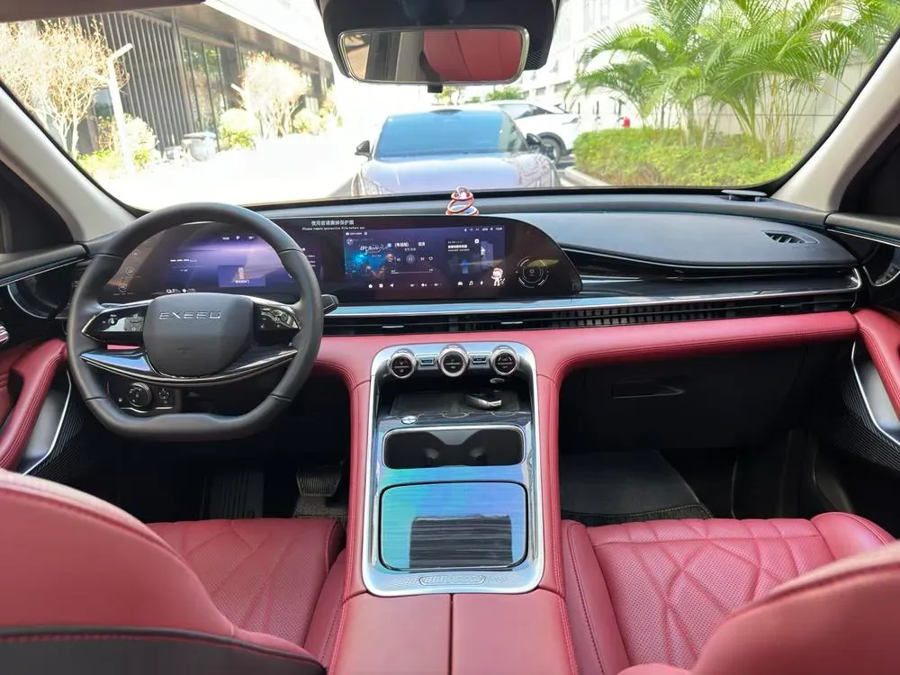 2025 Exceed RX C-DM 1.5T 156HP L4 3DHT PHEV 34.46KWH,autocango,china used car exporter,china ev exporter,chinese used car exporter,chinese used ev exporter