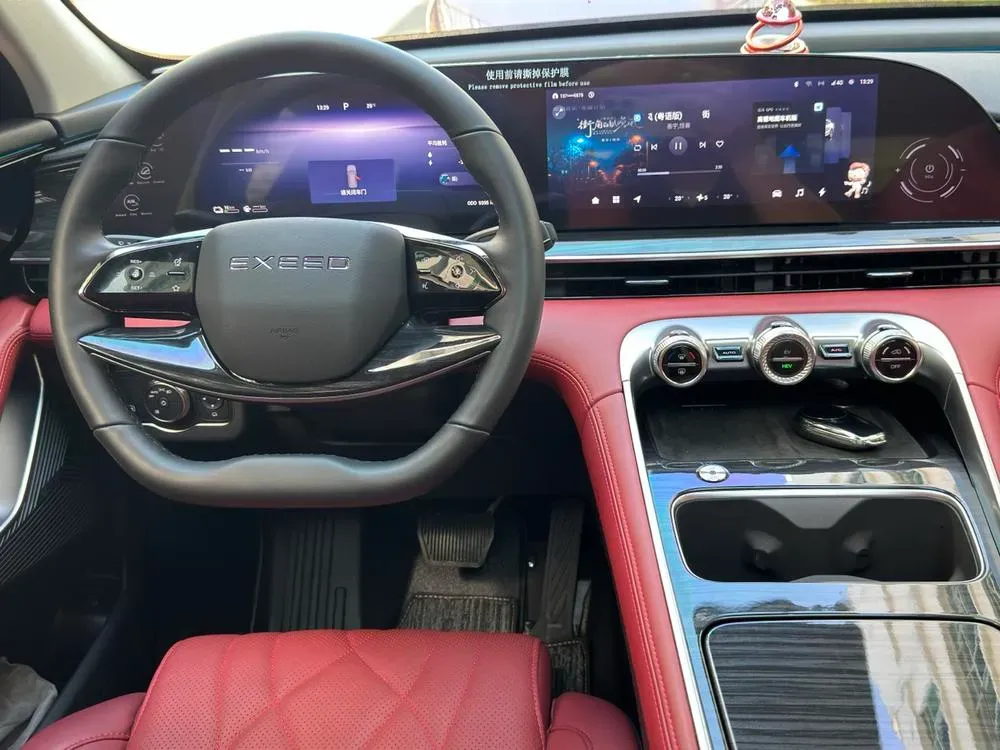 2025 Exceed RX C-DM 1.5T 156HP L4 3DHT PHEV 34.46KWH,autocango,china used car exporter,china ev exporter,chinese used car exporter,chinese used ev exporter