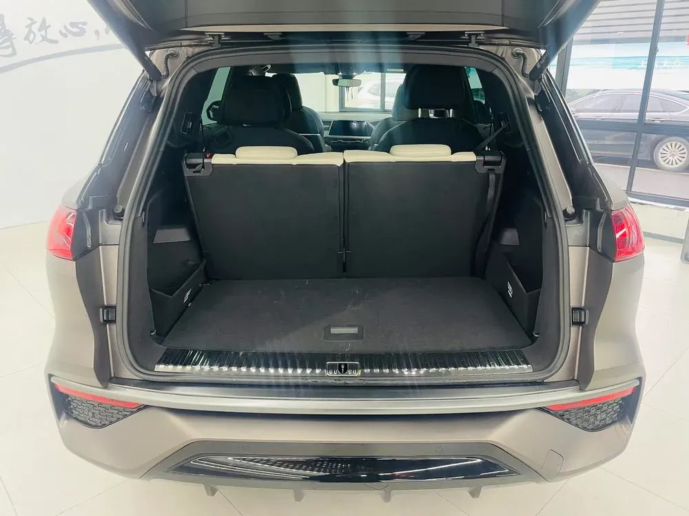 2023 Audi Q6 2.5T 299HP V6 7DCT,autocango,china used car exporter,china ev exporter,chinese used car exporter,chinese used ev exporter