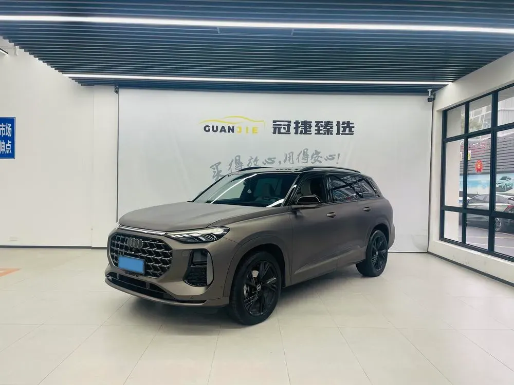 2023 Audi Q6 2.5T 299HP V6 7DCT,autocango,china used car exporter,china ev exporter,chinese used car exporter,chinese used ev exporter