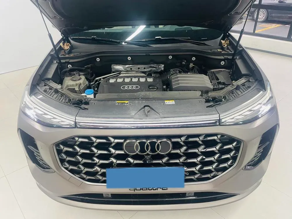 2023 Audi Q6 2.5T 299HP V6 7DCT,autocango,china used car exporter,china ev exporter,chinese used car exporter,chinese used ev exporter