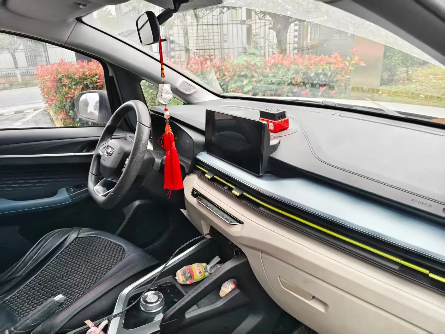 2021 GEOMETRY EX3 thumbnail 4