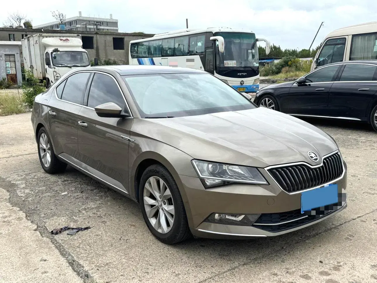 2018 SKODA SUPERB thumbnail 3