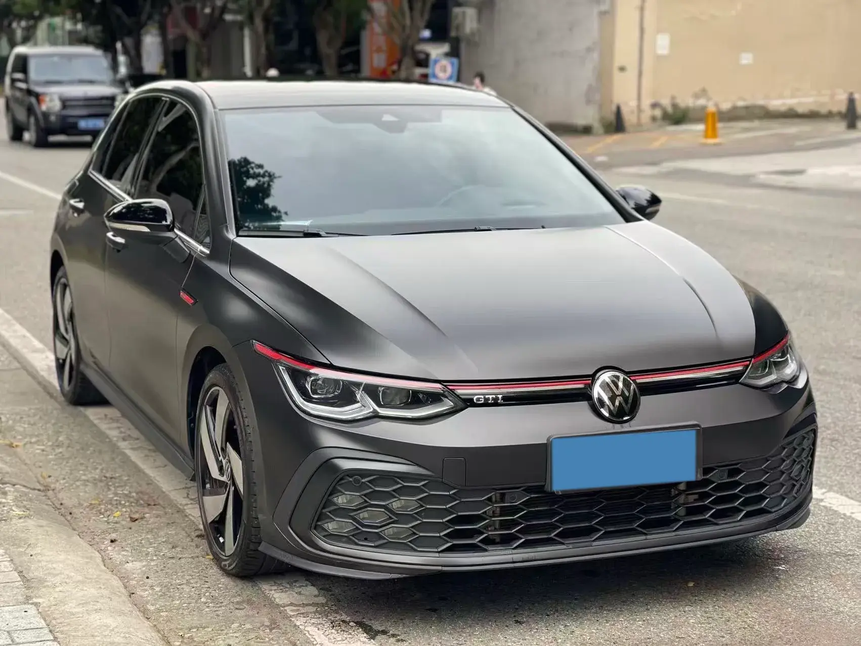 2023 VOLKSWAGEN GOLFGTI thumbnail 3