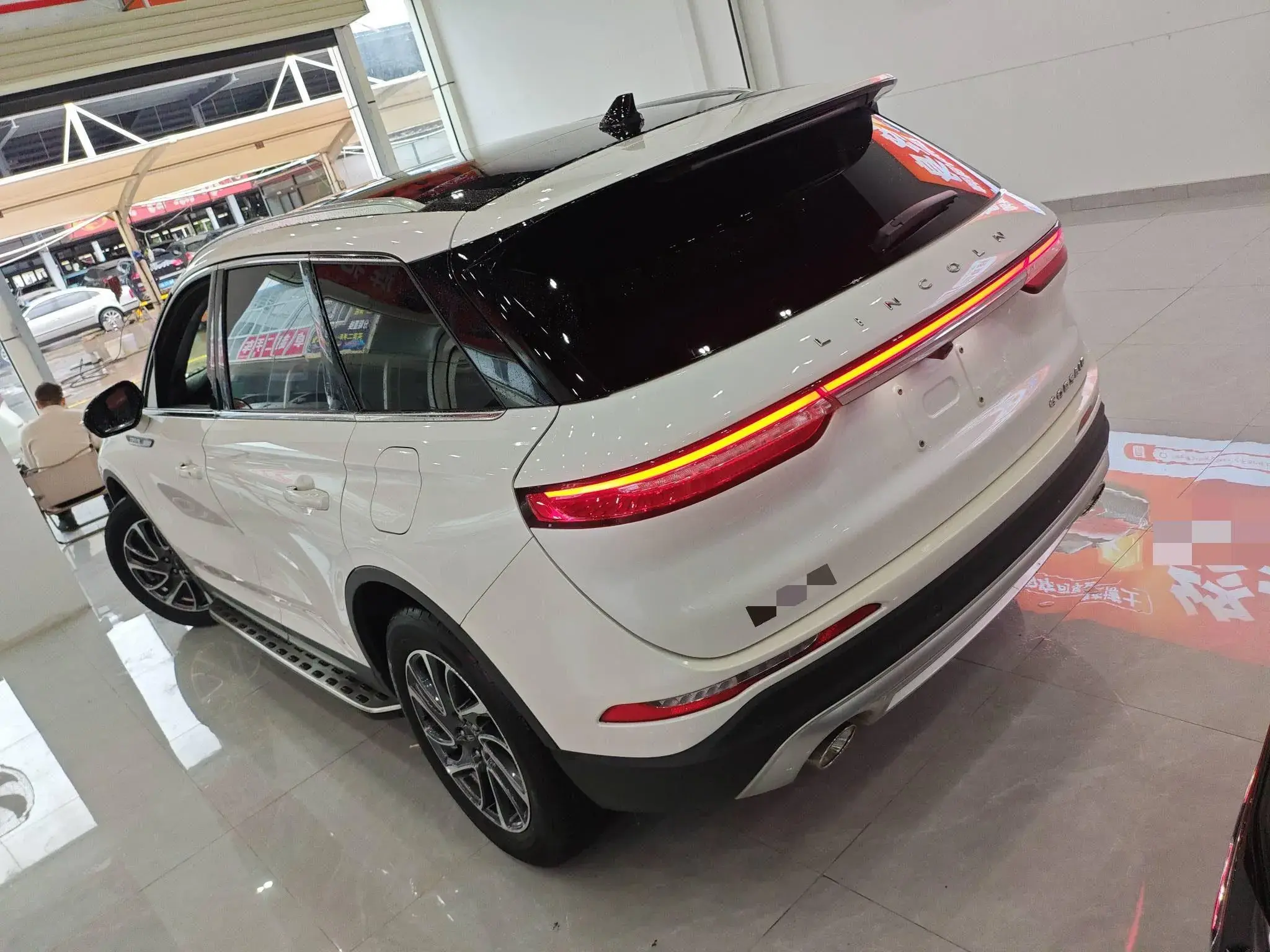 2022 LINCOLN CORSAIR thumbnail 4