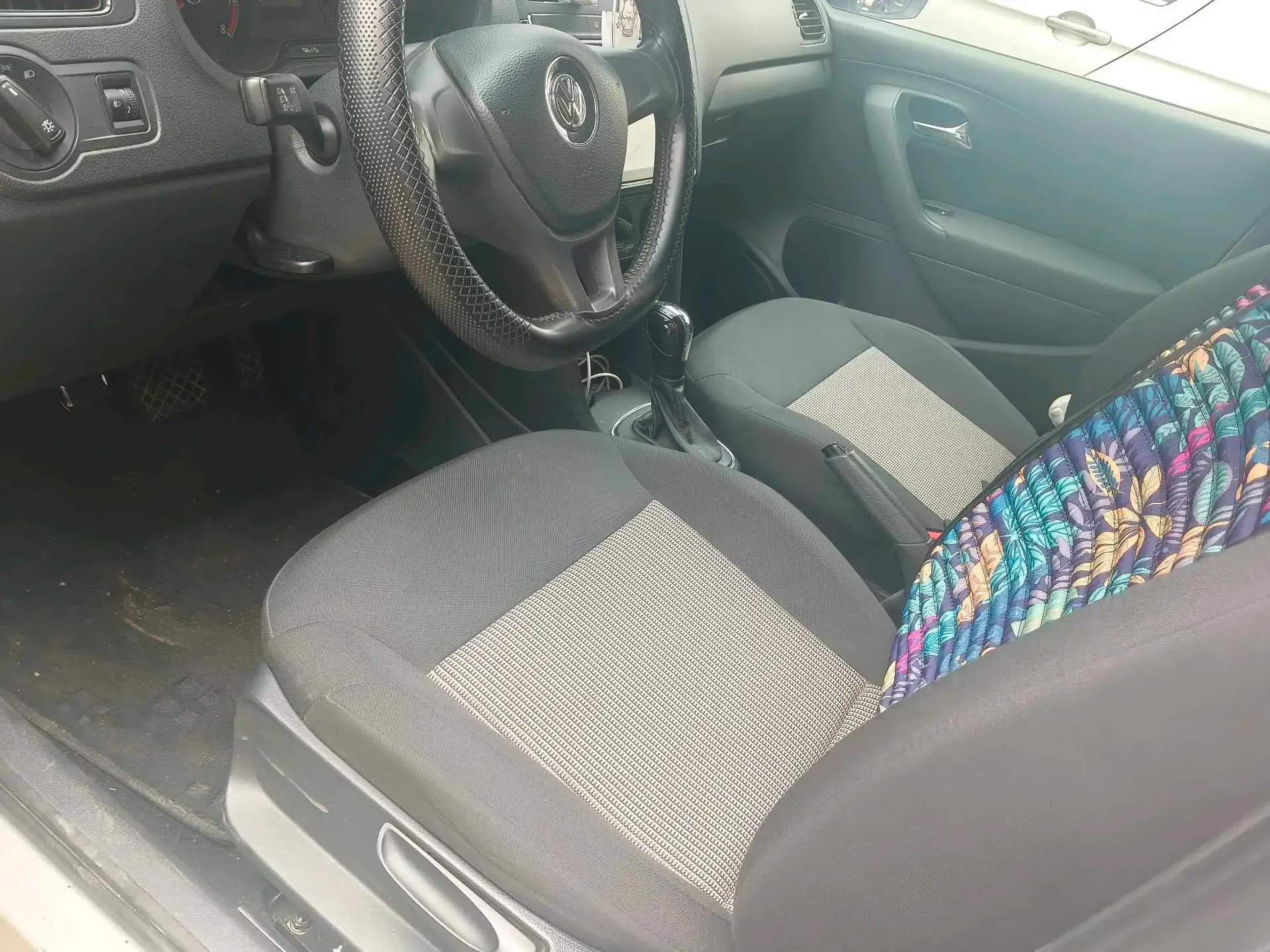 2016 VOLKSWAGEN POLO thumbnail 4