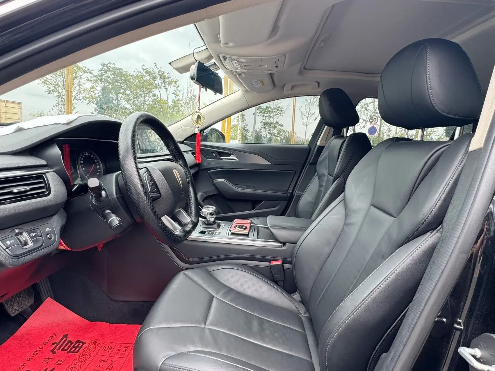 2022 HONGQI H5 thumbnail 4