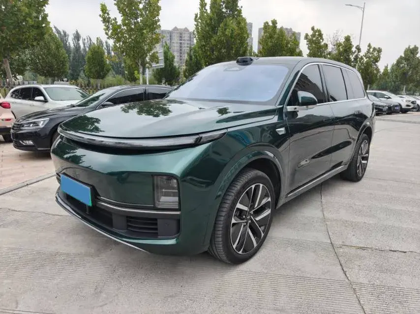 2022 LI L9 view 1