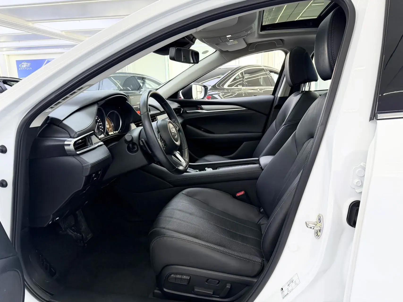 2020 MAZDA ATENZA thumbnail 3