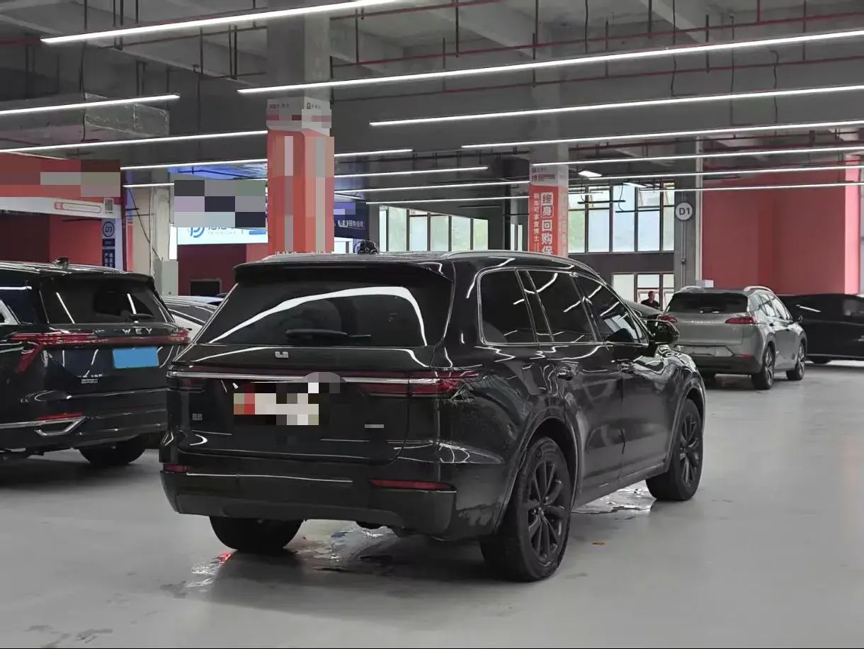 2021 LI ONE thumbnail 4