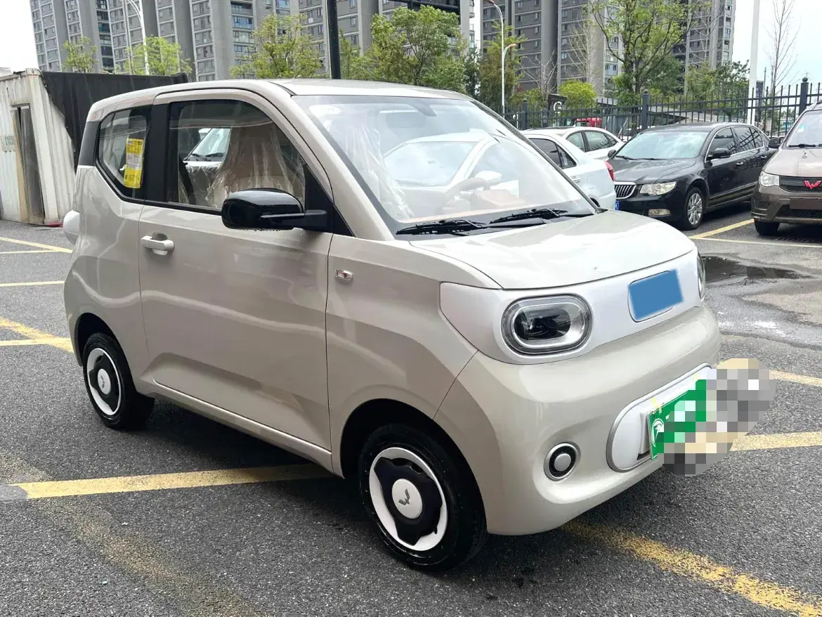 2024 WULING HONGGUANG thumbnail 3