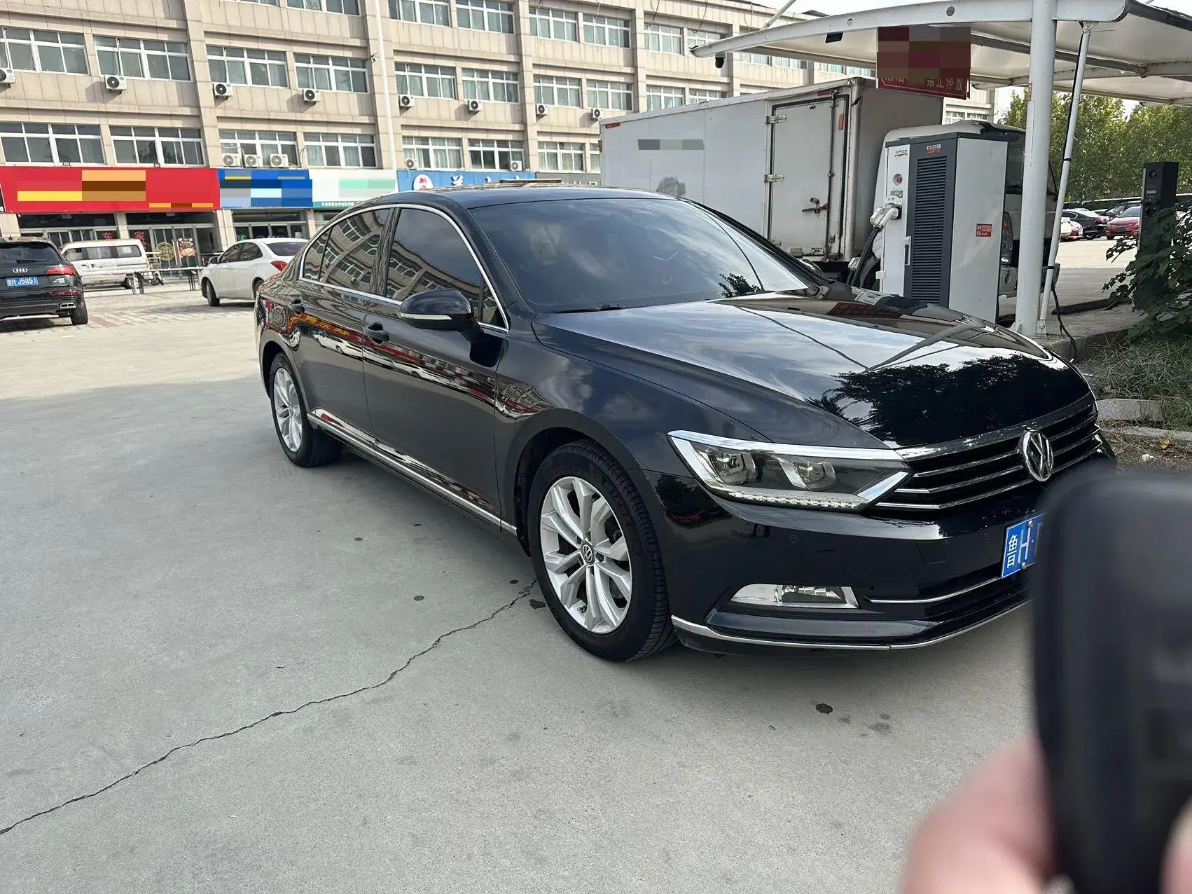 2018 VOLKSWAGEN MAGOTAN thumbnail 2