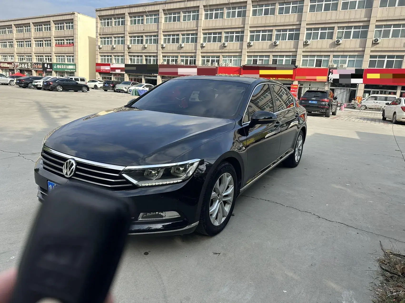 2018 VOLKSWAGEN MAGOTAN view 1