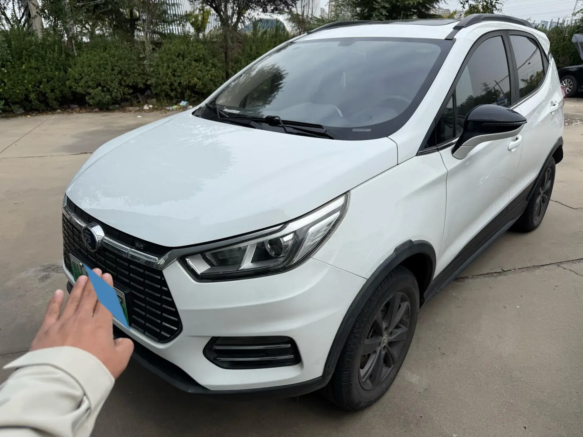2019 BYD YUAN view 1