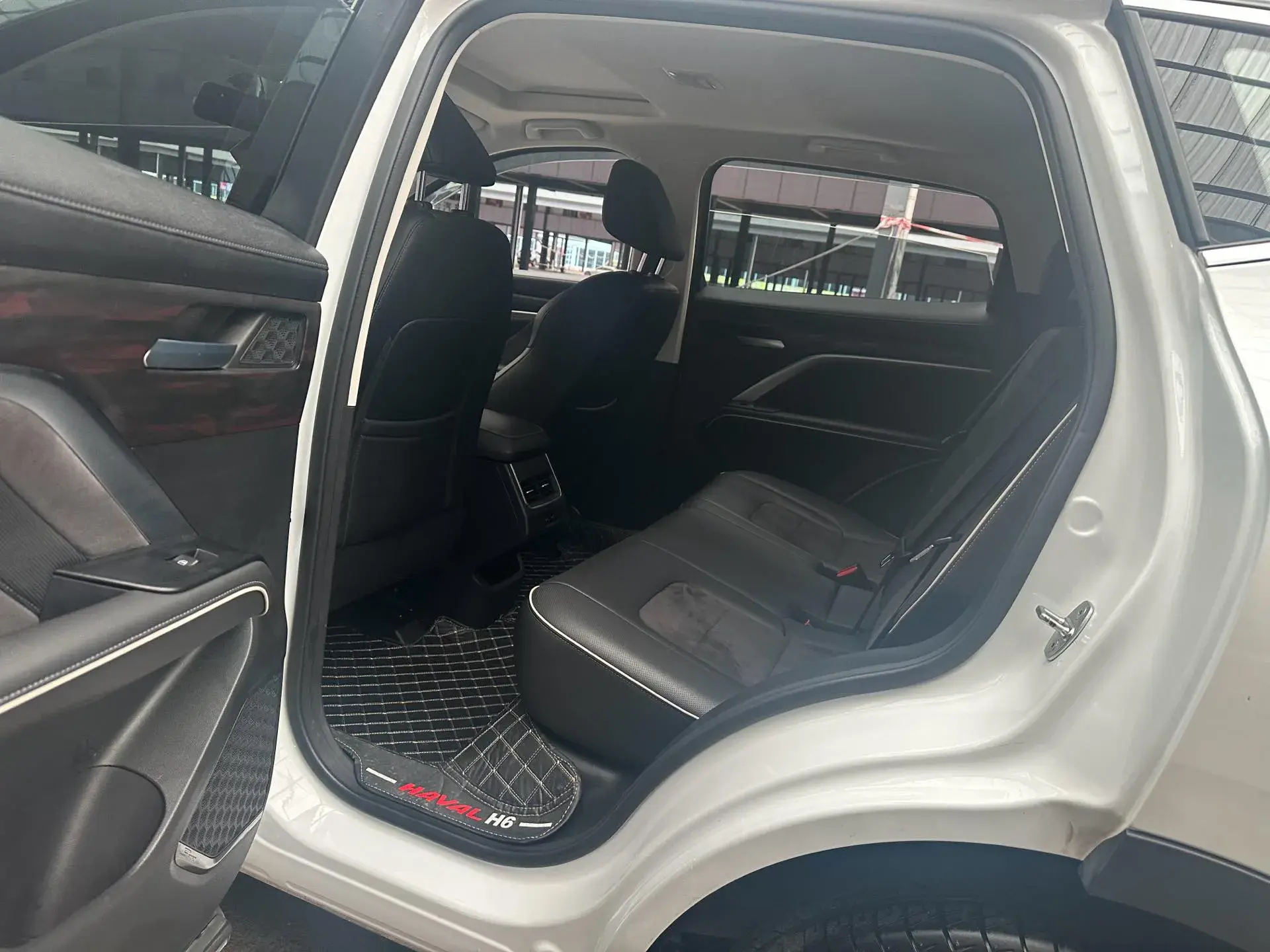 2021 HAVAL H6 thumbnail 3