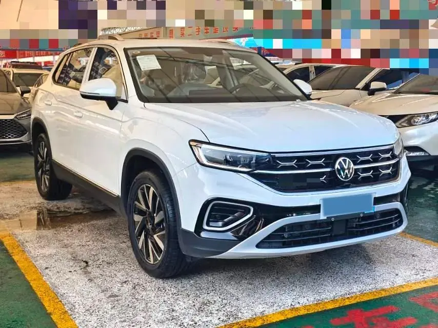 2024 VOLKSWAGEN TAYRON thumbnail 3