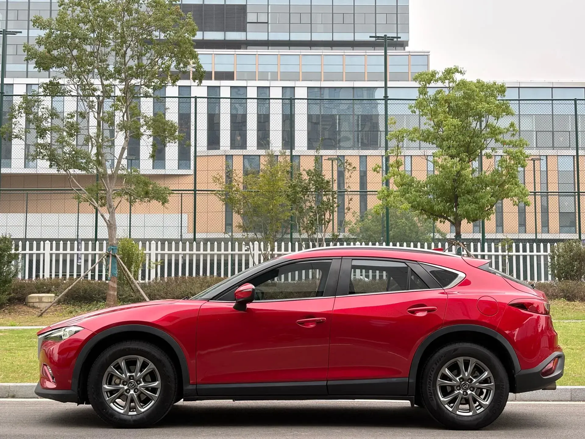 2018 MAZDA CX-4 thumbnail 3