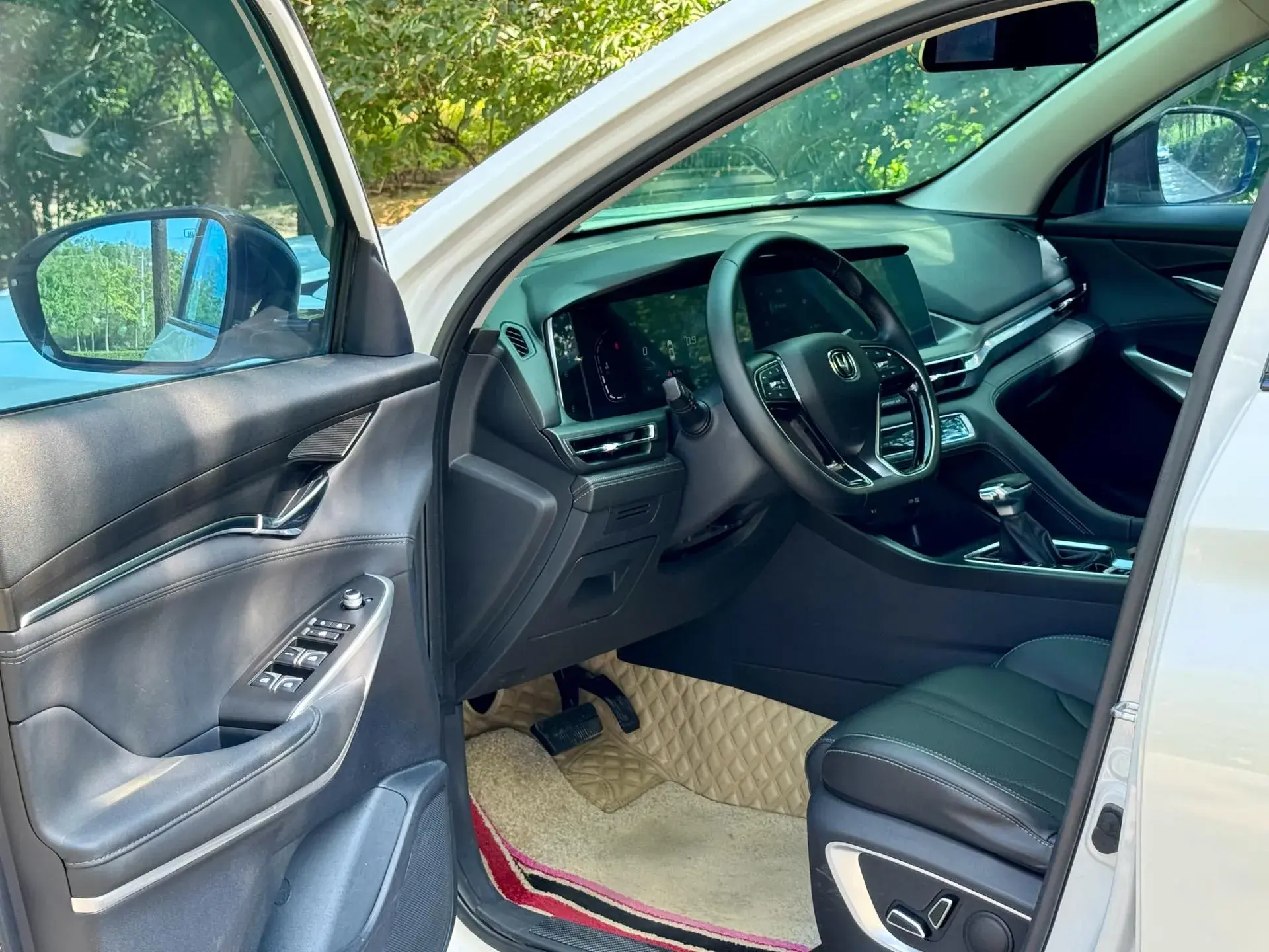 2021 CHANGAN CS75 thumbnail 4