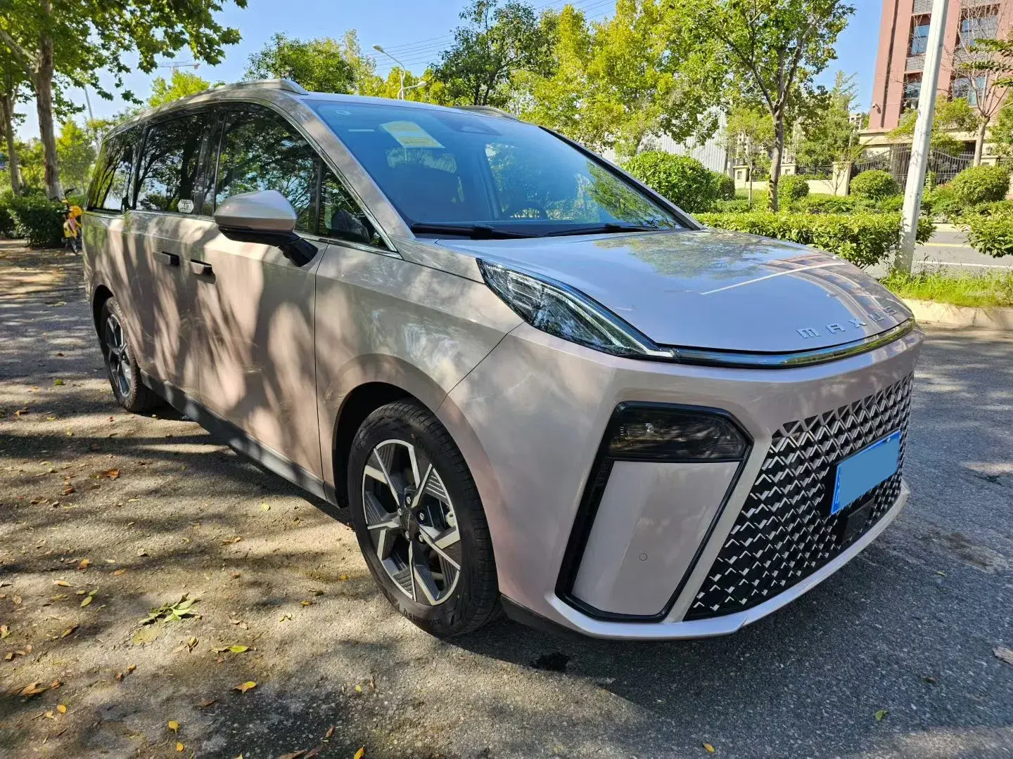 2023 MAXUS G20 thumbnail 2