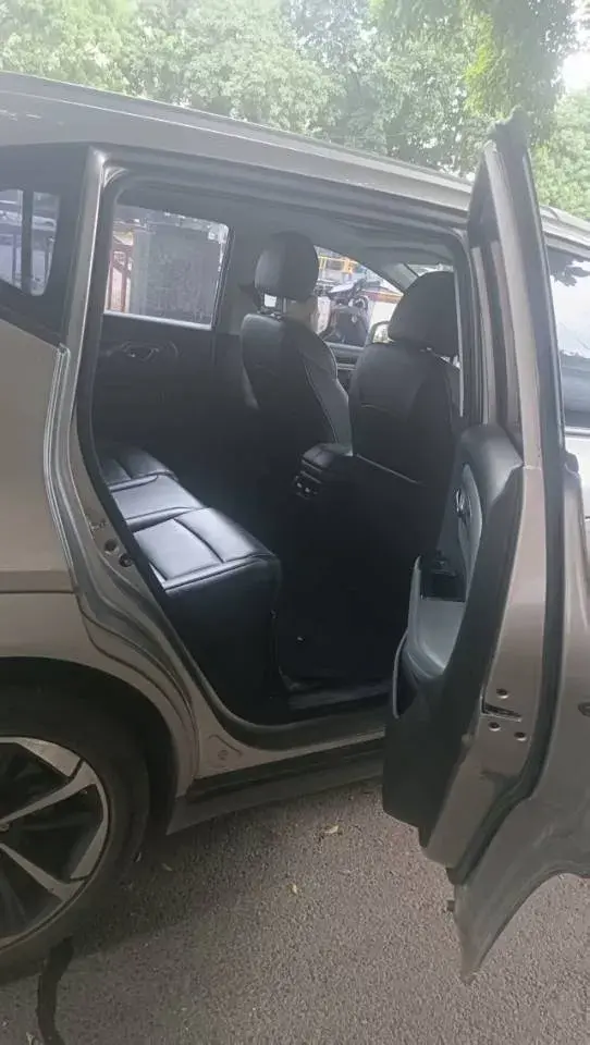 2023 AION Y thumbnail 3