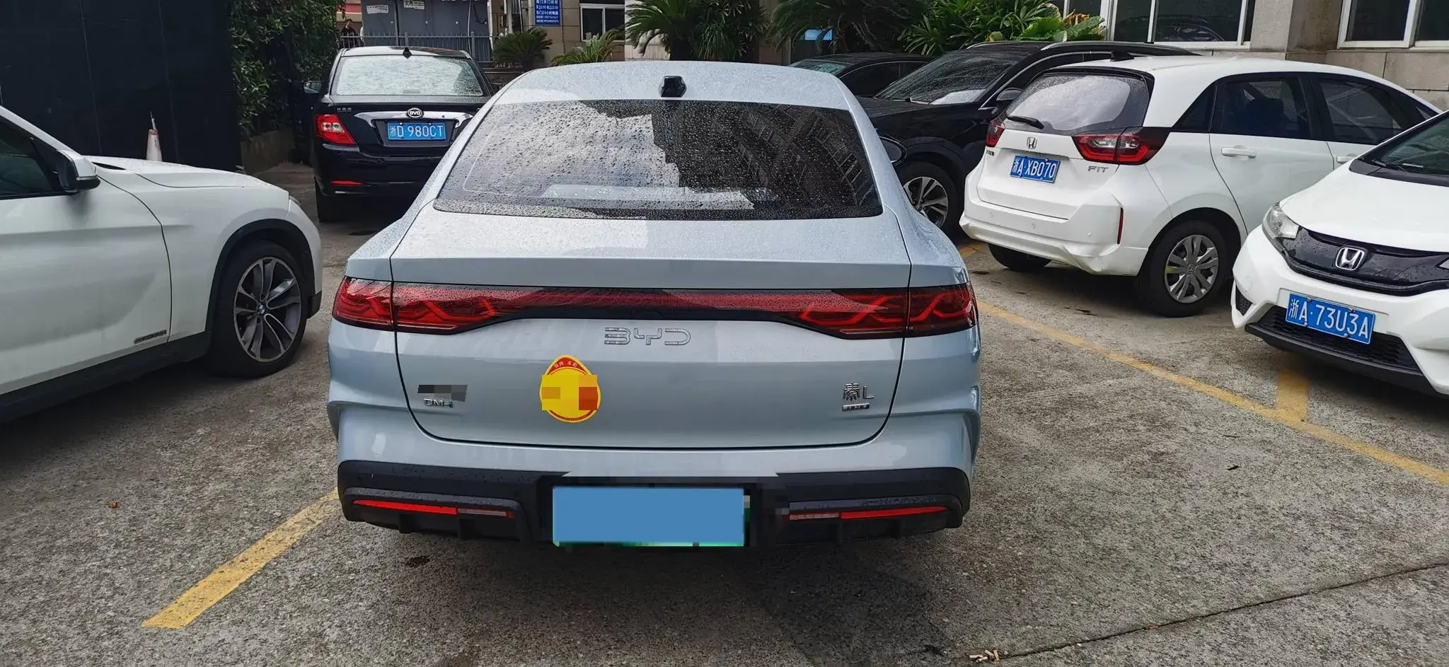 2025 BYD QINL thumbnail 4