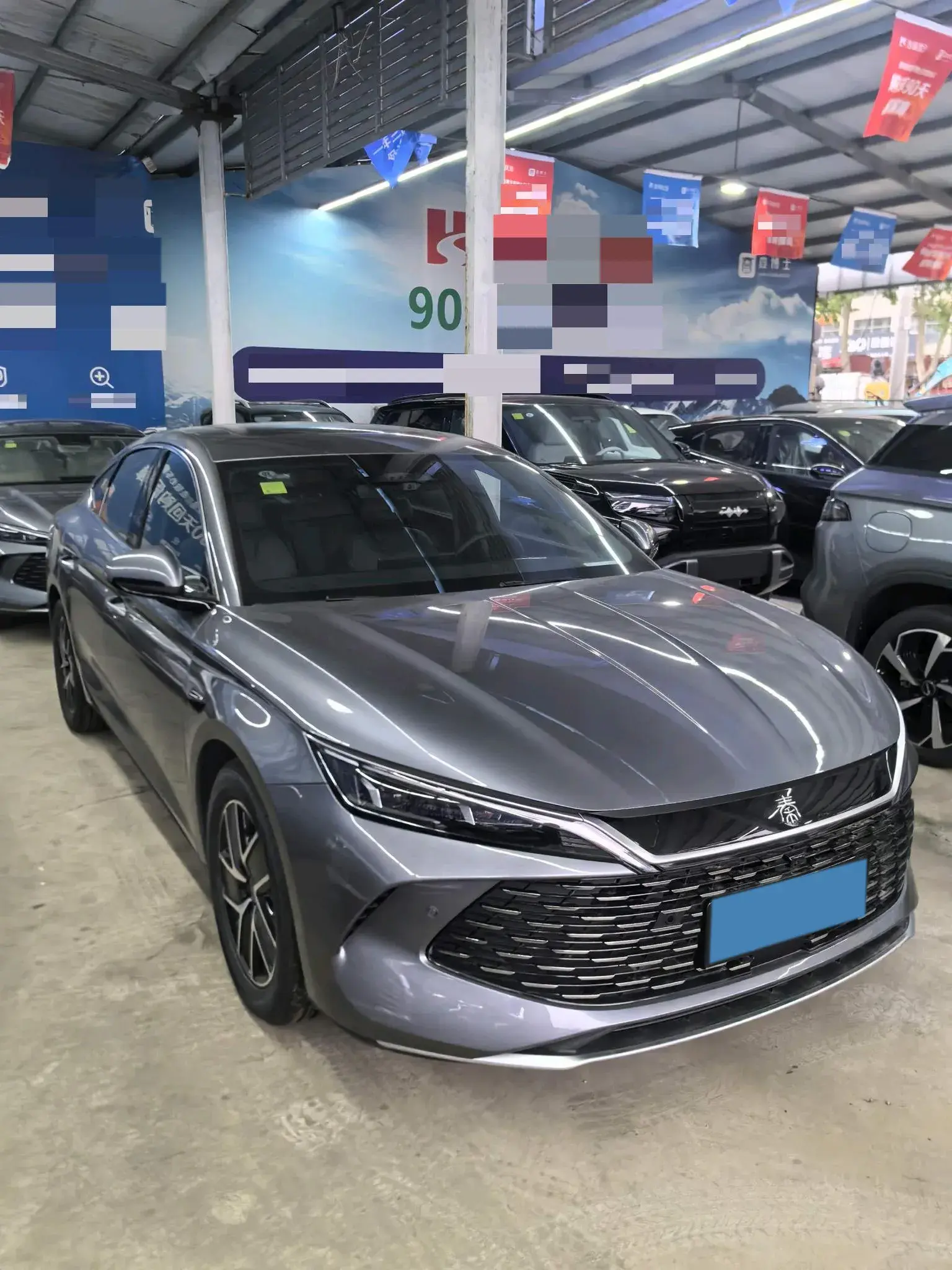 2025 BYD QINL thumbnail 3