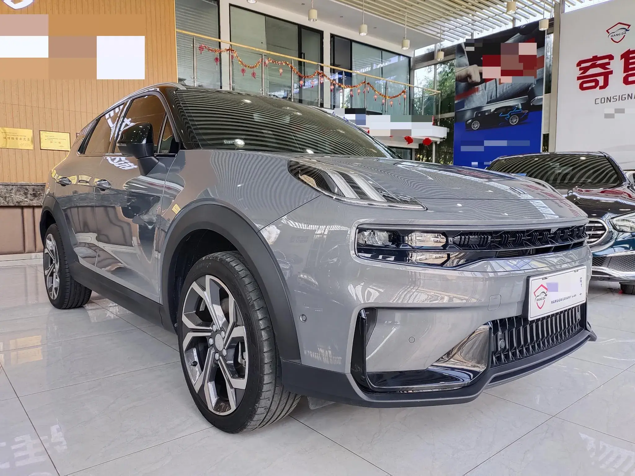 2023 LYNK&CO 06 thumbnail 3