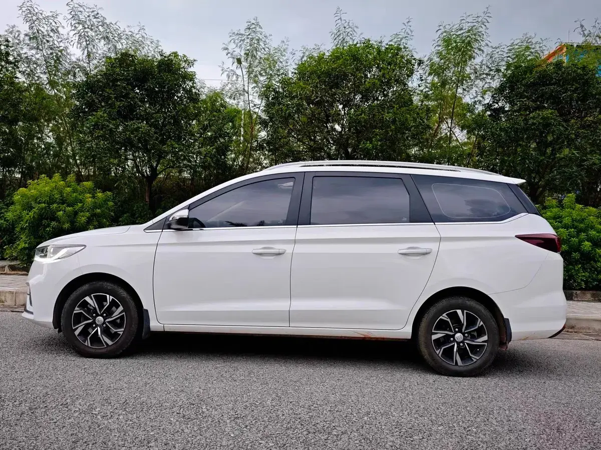 2018 BAOJUN 360 thumbnail 4