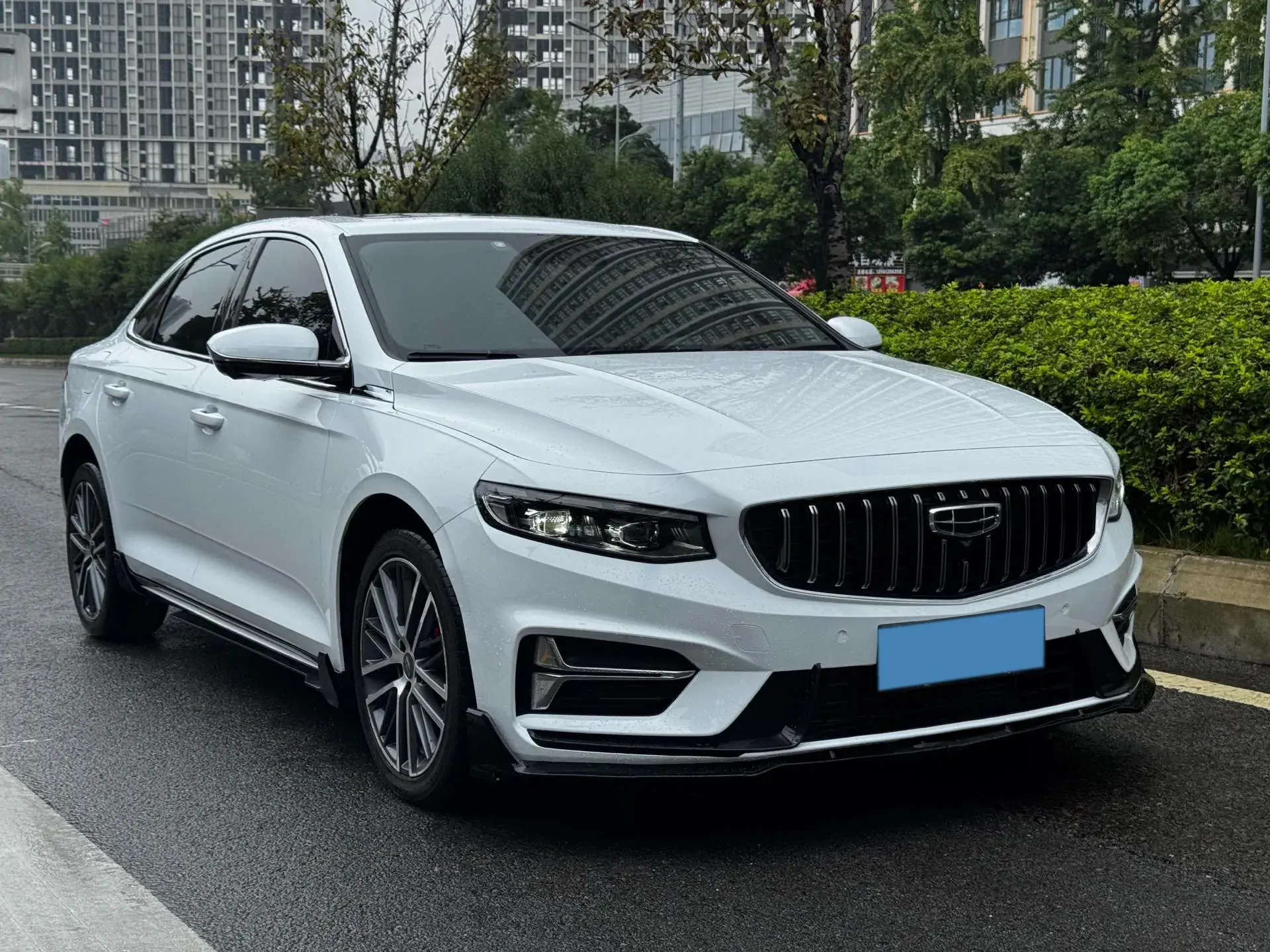 2023 GEELY PREFACE thumbnail 3