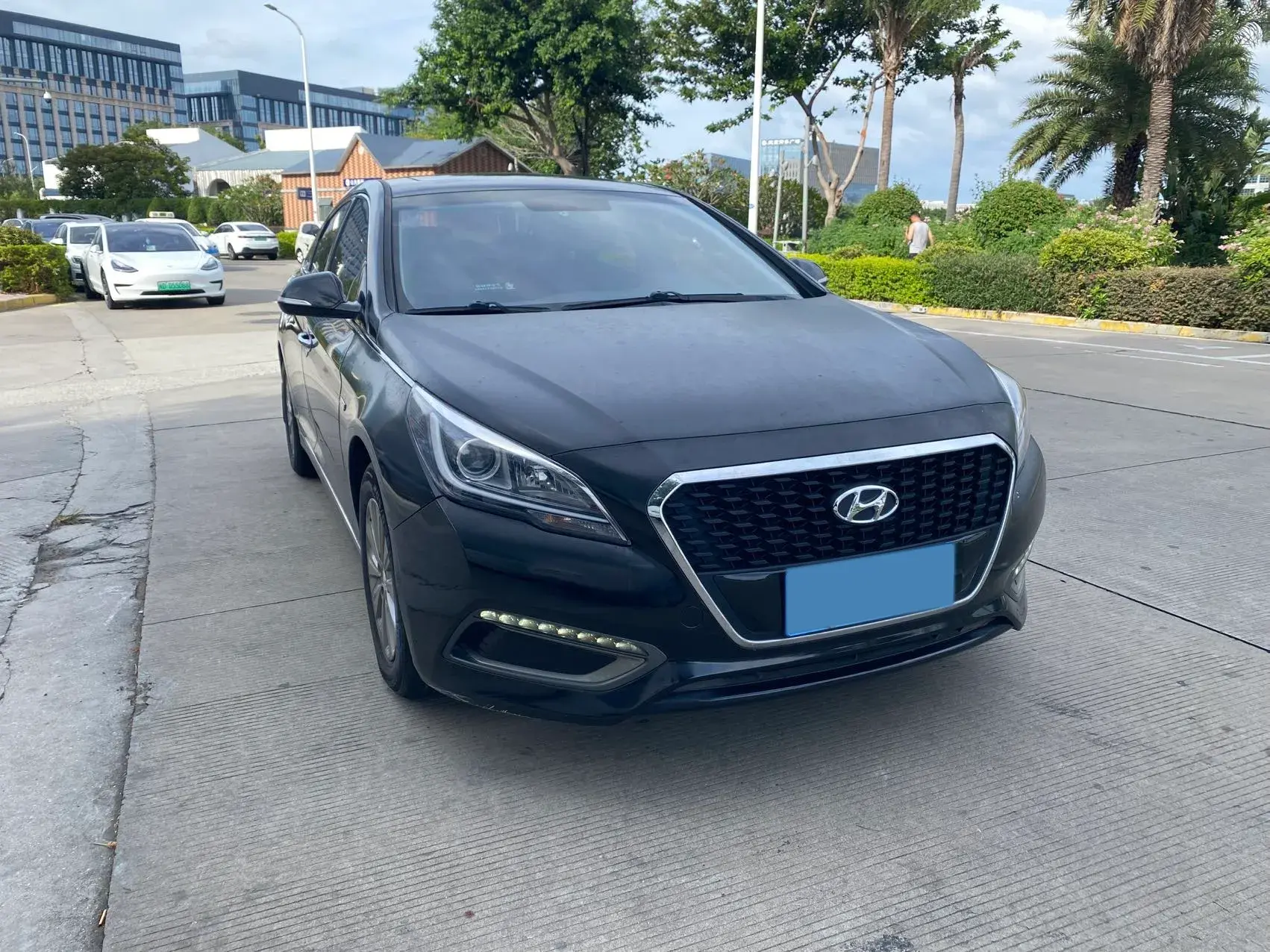 2016 HYUNDAI SONATA thumbnail 3