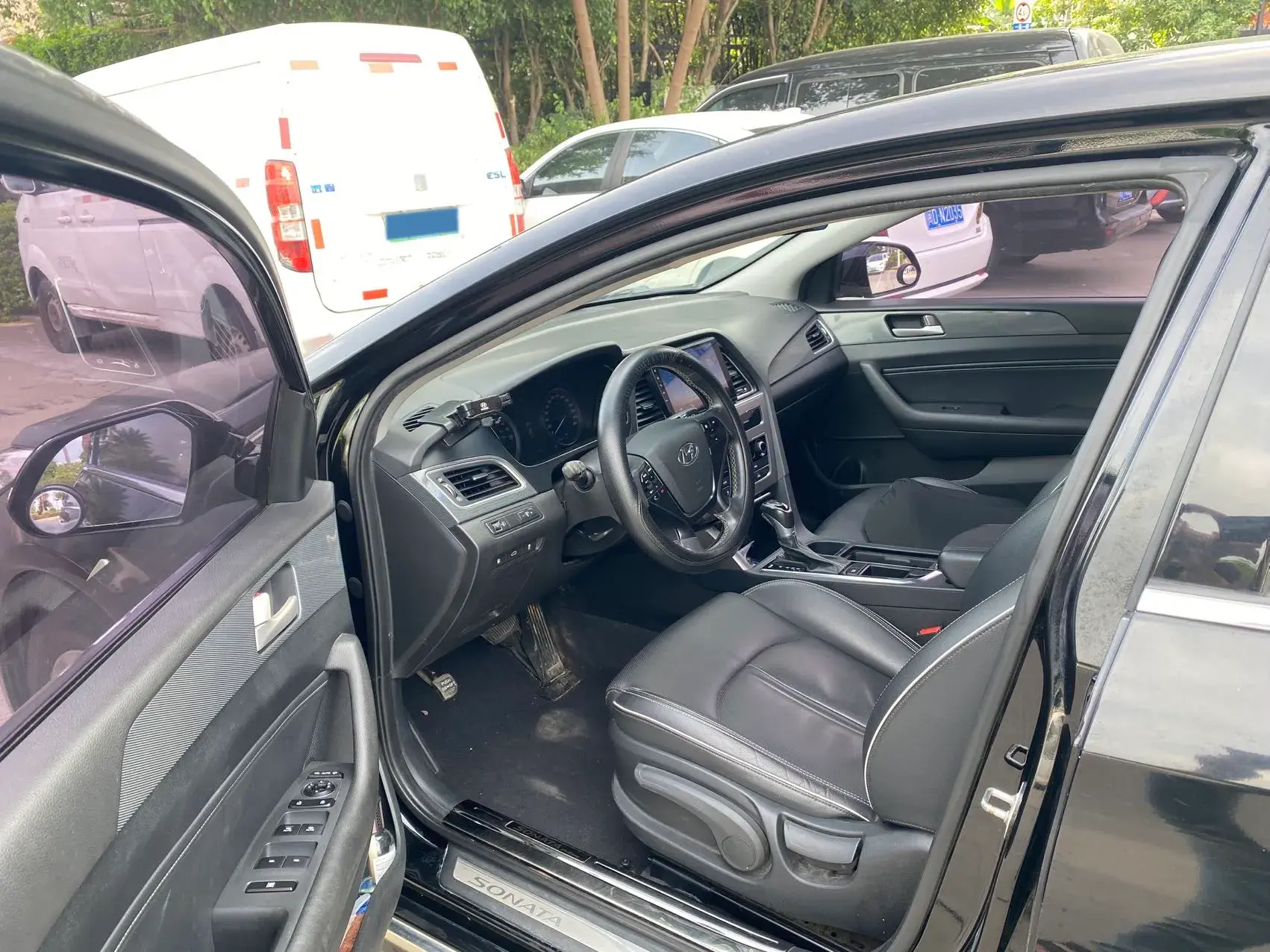 2016 HYUNDAI SONATA thumbnail 4