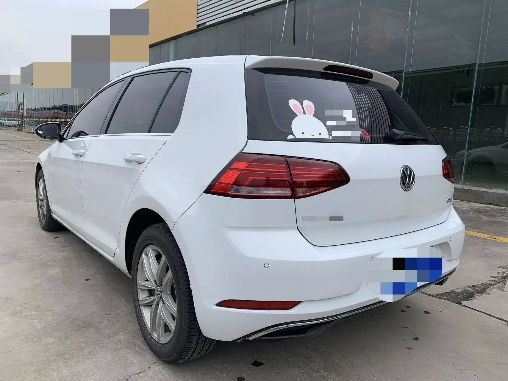 2018 VOLKSWAGEN GOLF thumbnail 4