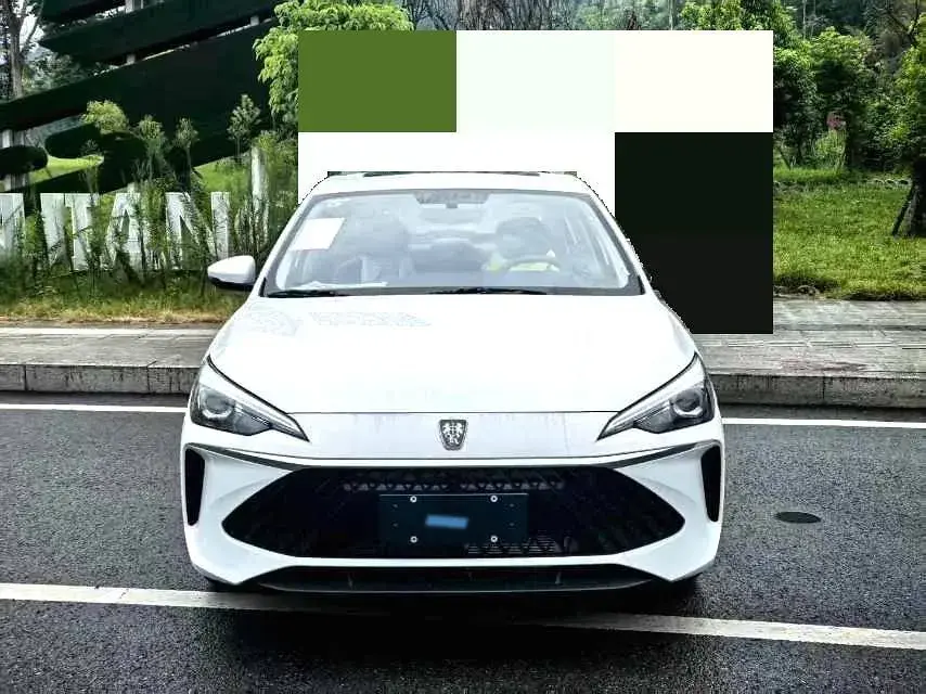 2023 ROEWE I5 thumbnail 2