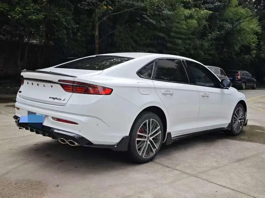 2024 GEELY PREFACE thumbnail 4