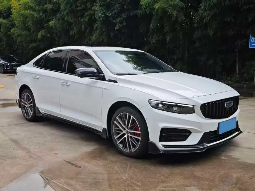 2024 GEELY PREFACE thumbnail 3