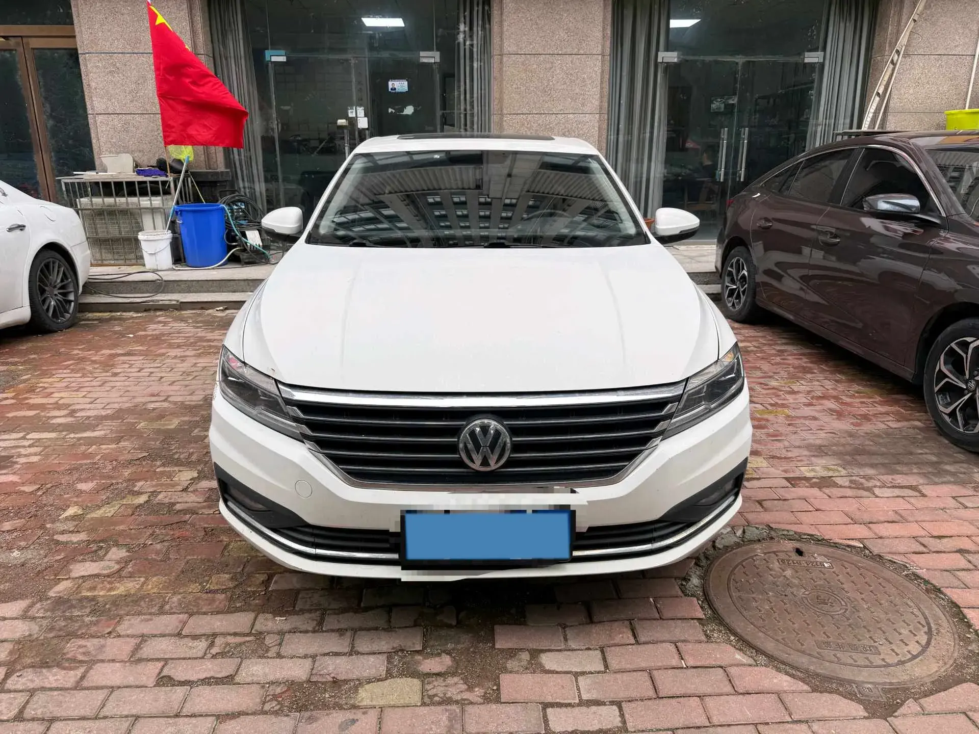 2018 VOLKSWAGEN LAVIDA thumbnail 2