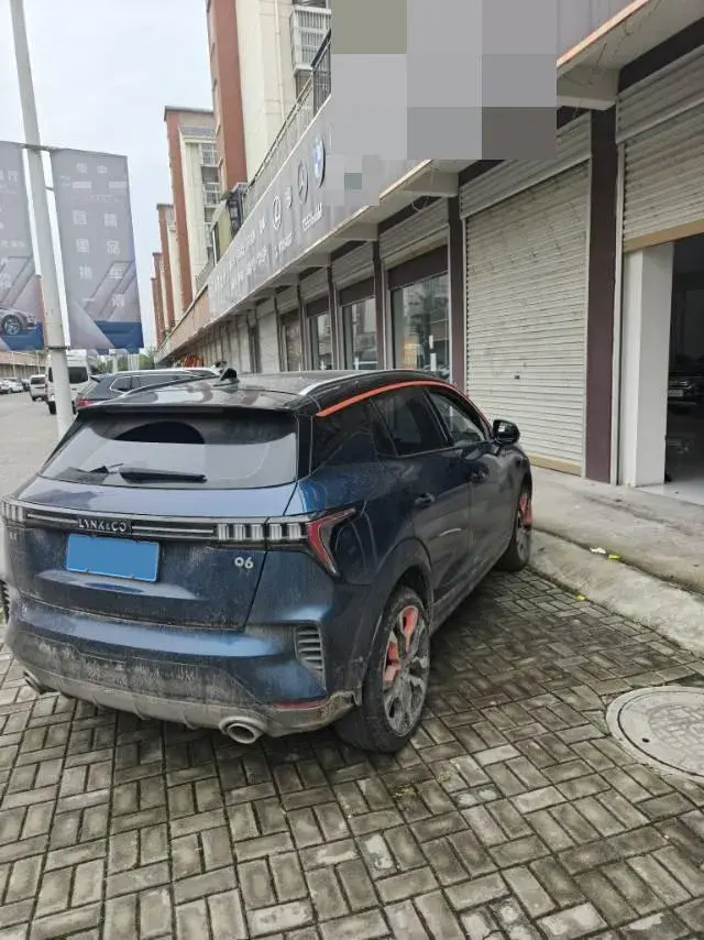 2020 LYNK&CO 06 thumbnail 4