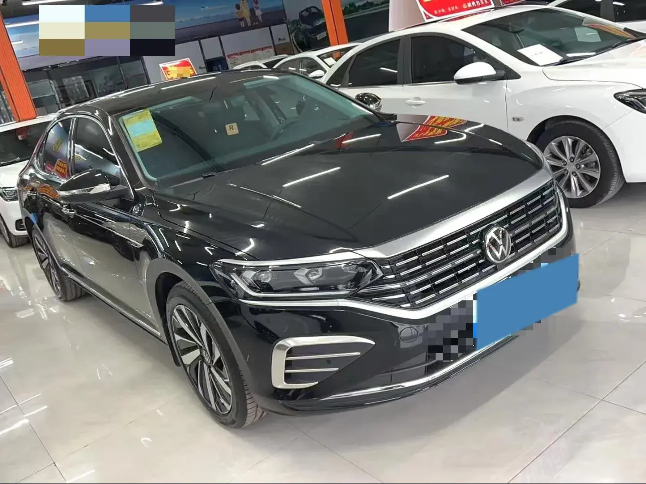 2024 VOLKSWAGEN PASSAT thumbnail 3