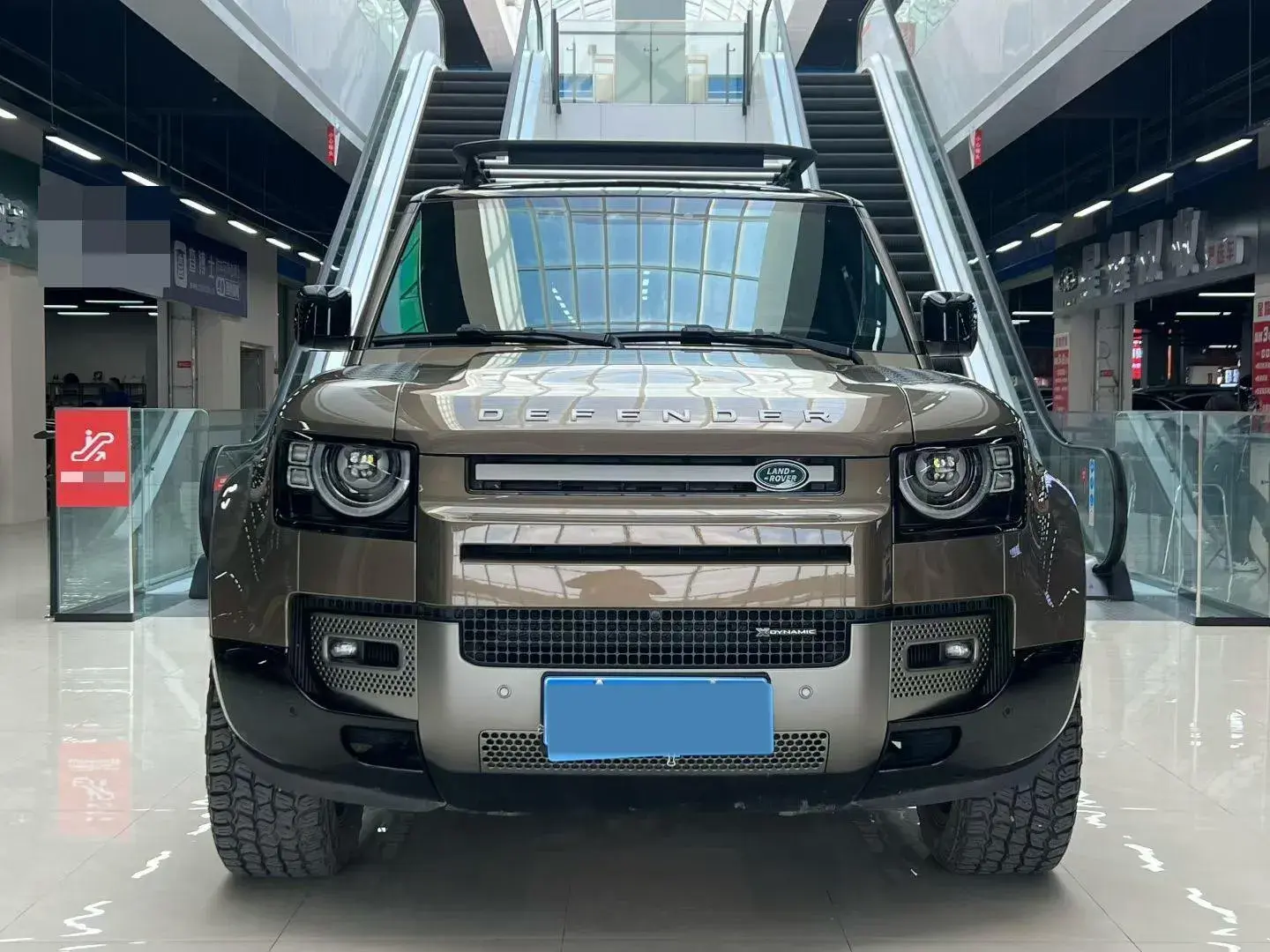 2023 LAND ROVER thumbnail 2