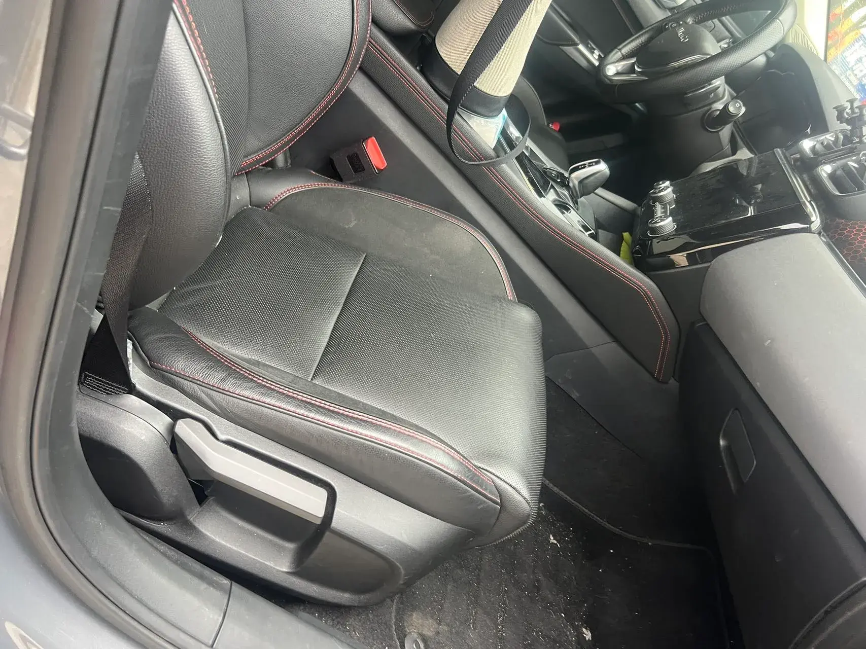 2019 LYNK&CO 02 thumbnail 4