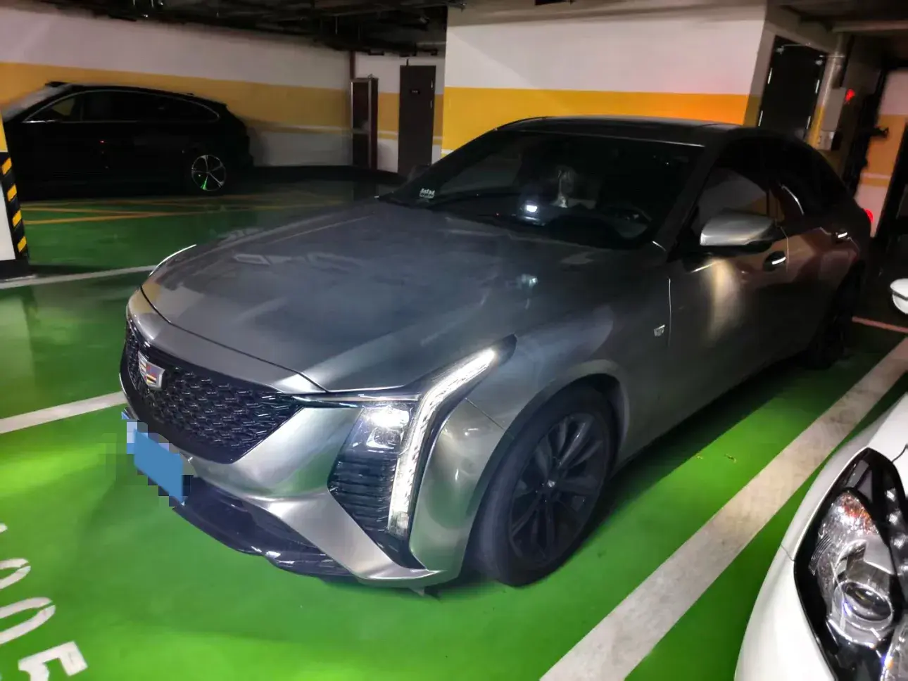 2024 CADILLAC CT5 view 1