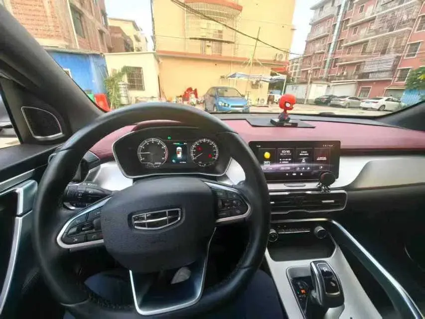 2020 GEELY COOLRAY thumbnail 4