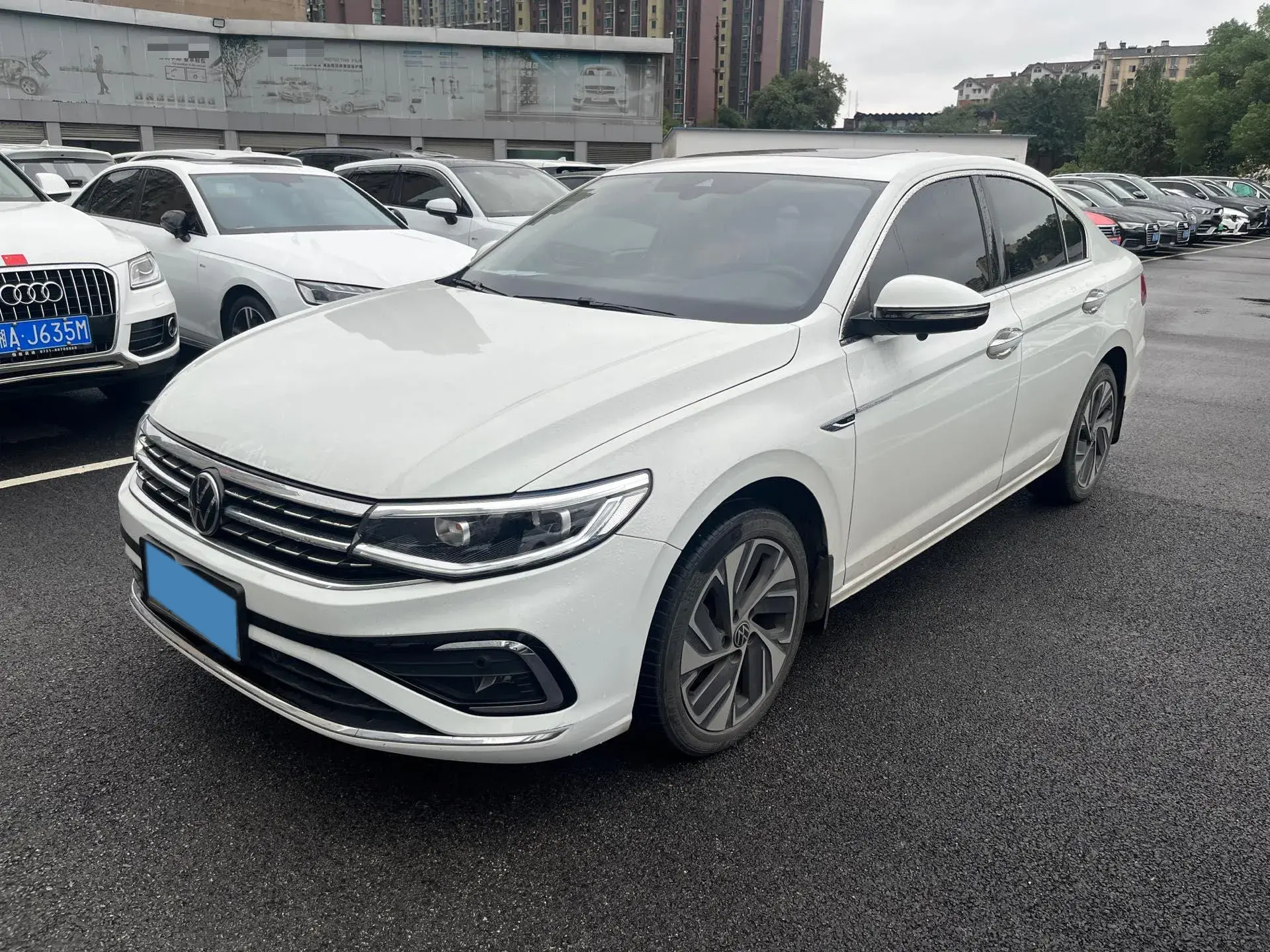 2023 VOLKSWAGEN BORA view 1