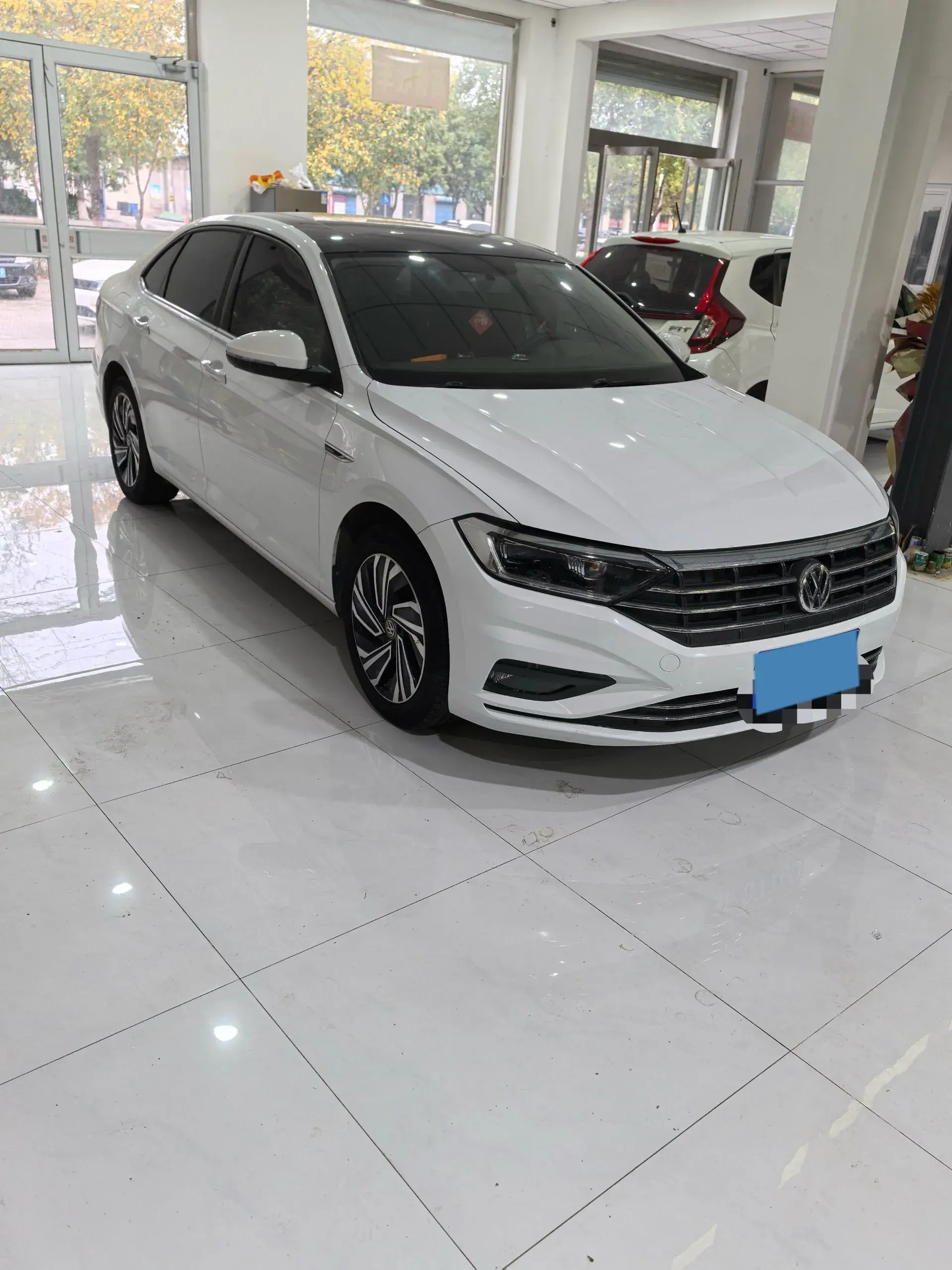 2021 VOLKSWAGEN SAGITAR thumbnail 2